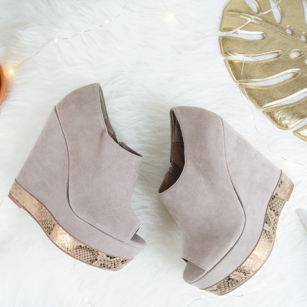 STEVE MADDEN - Chunky Platform Shoes